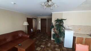 Гостиница Волжанка Саратов Стандартный двухместный номер с 1 кроватью или 2 отдельными кроватями-2