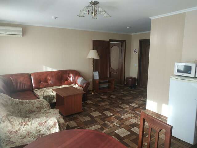 Гостиница Волжанка Саратов-88